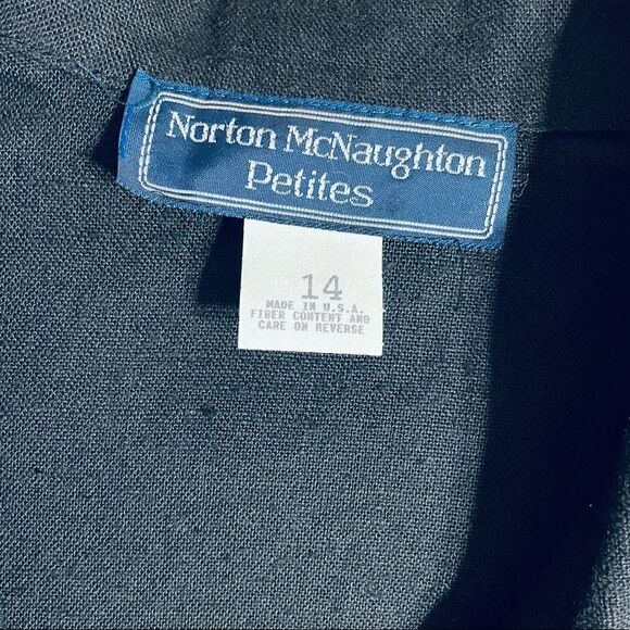 Black Petite Linen Mix Short Sleeve Jacket - Picture 9 of 10